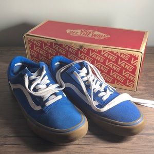Skate shoes for dudes